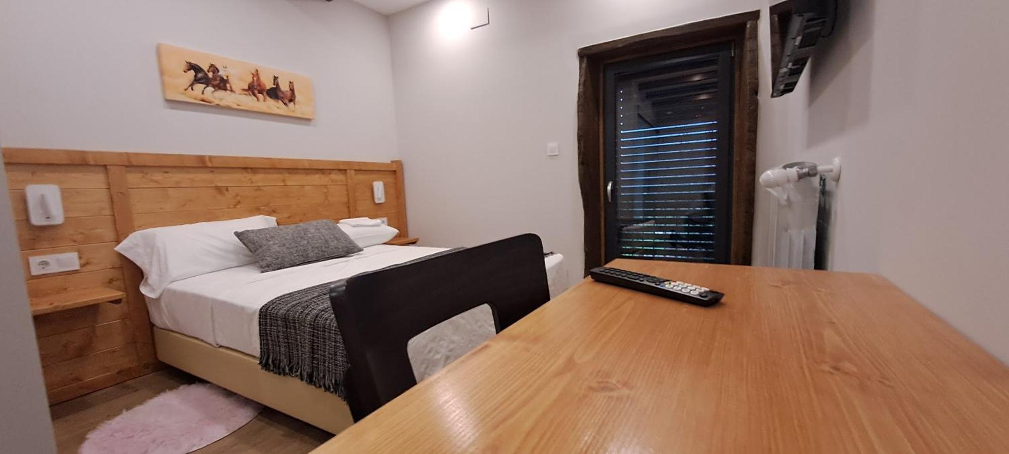 Xanela Xures Hotel Muinos (Ourense)